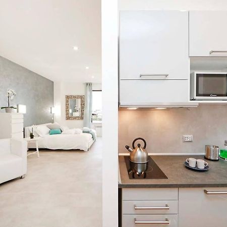 White Panoramic Jacuzzi Suite Trastevere - Top Collection Рим Экстерьер фото